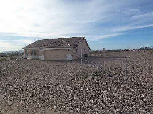 3rd image of 35101 W Lodge Dr
