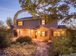 2711 Westview Dr, Canyon Lake, TX 78133