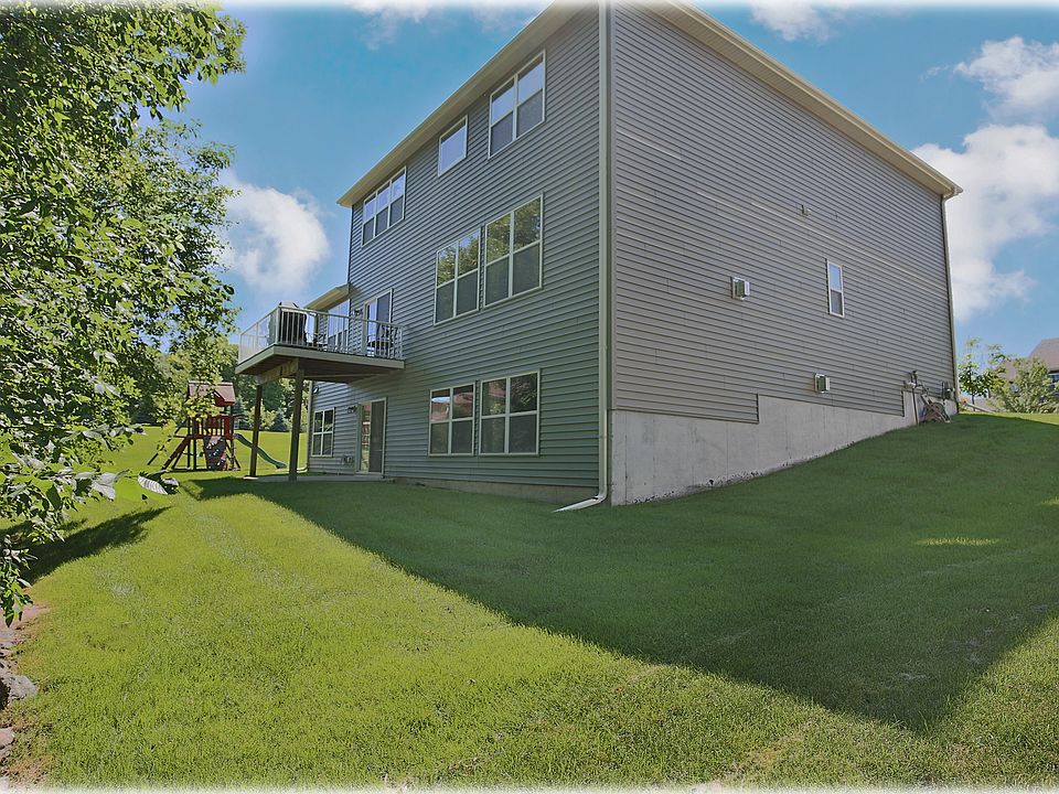 2nd image of 17600 74th Pl N