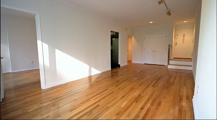 Rented by Owner | media 25