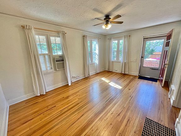 4th image of 519 E Cedar Ave #A
