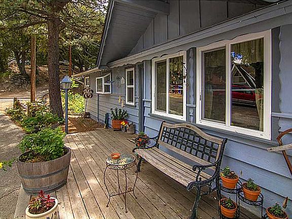 2nd image of 24889 Matterhorn Ct