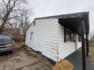 6113 Natchez Dr, Mount Morris, MI 48458