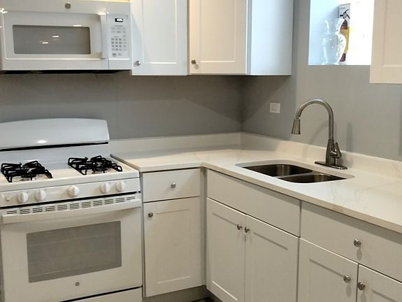 3rd image of 1921 S Kedzie Ave #2
