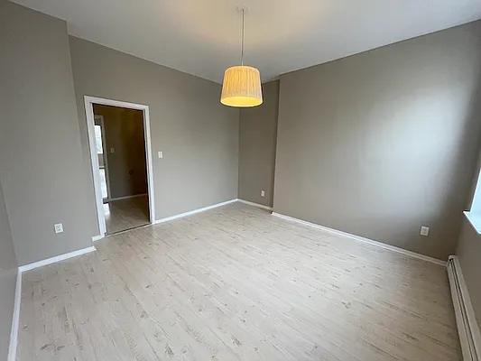 Rented by URBAN UTOPIA REALTY LLC | media 10