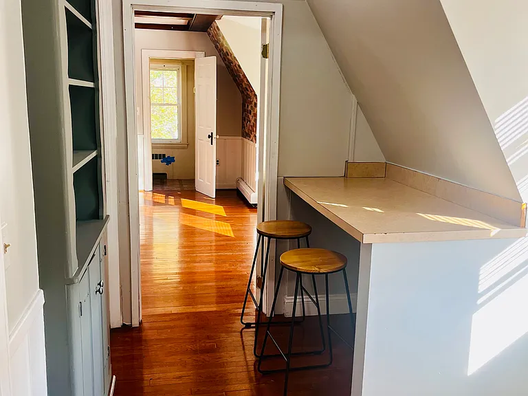 96 Washington St #6 — Photo 6