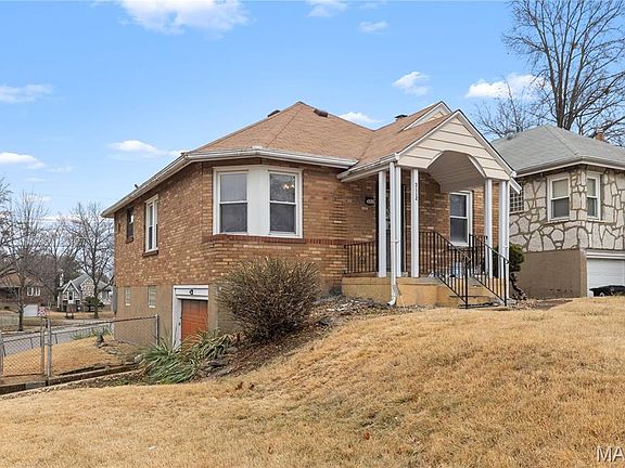 2nd image of 3112 Gary Dr