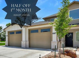 922 SE 10th St, Newton, KS 67114
