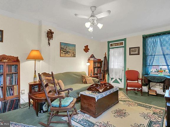 5th image of 902 N 21st St