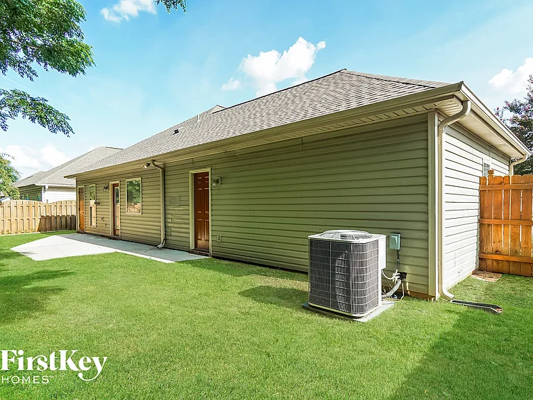 236 Stonecreek Pl — Photo 15