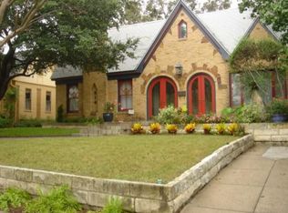 814 Cordova St, Dallas, TX 75223
