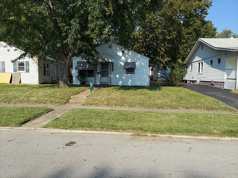 3025 Washington Ave — Photo 1