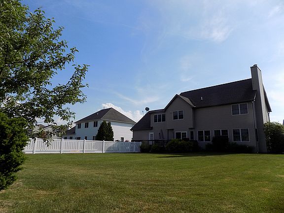 Exterior Rear View