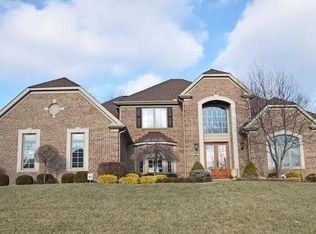 8598 Ivy Trails Dr, Cincinnati, OH 45244