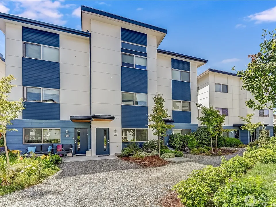4246 S Greenbelt Station Dr