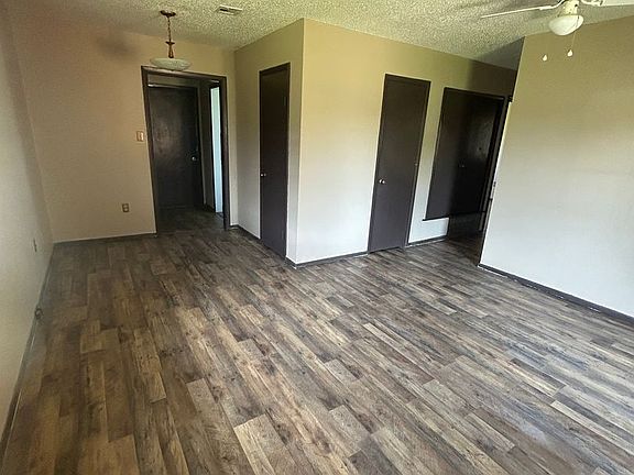 3rd image of 6615 NW Denver Ave