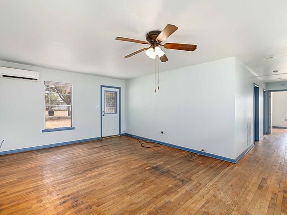 2nd image of 408 S 4th St