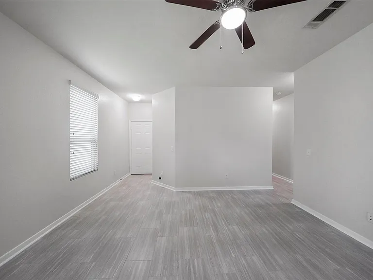 2719 Skyview Long Dr — Photo 5