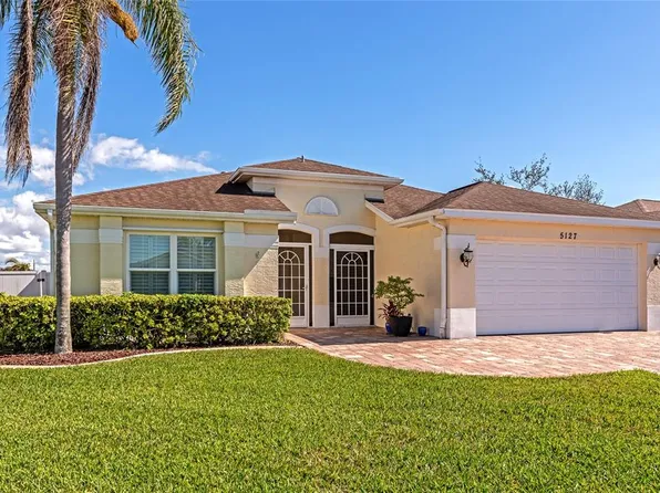 5127 54th St W, Bradenton, FL 34210