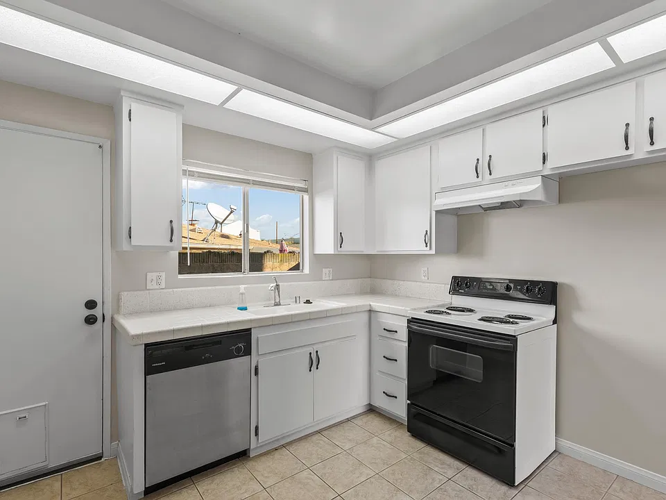 Kitchen 2