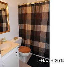 5th image of 1803 Farhills Dr