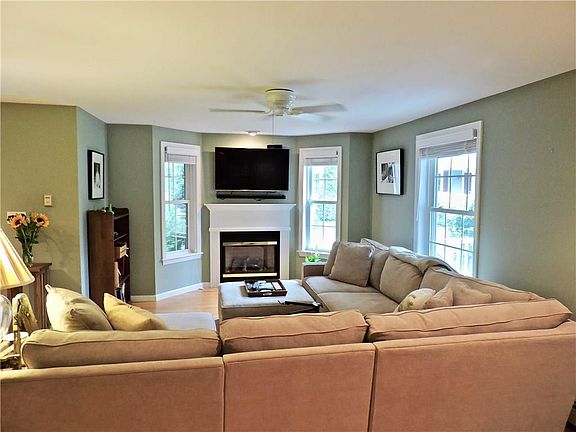 4th image of 80 Plymouth Grove Drive #80