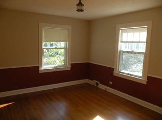 1242 Quilliams Rd, Cleveland Heights, OH 44121