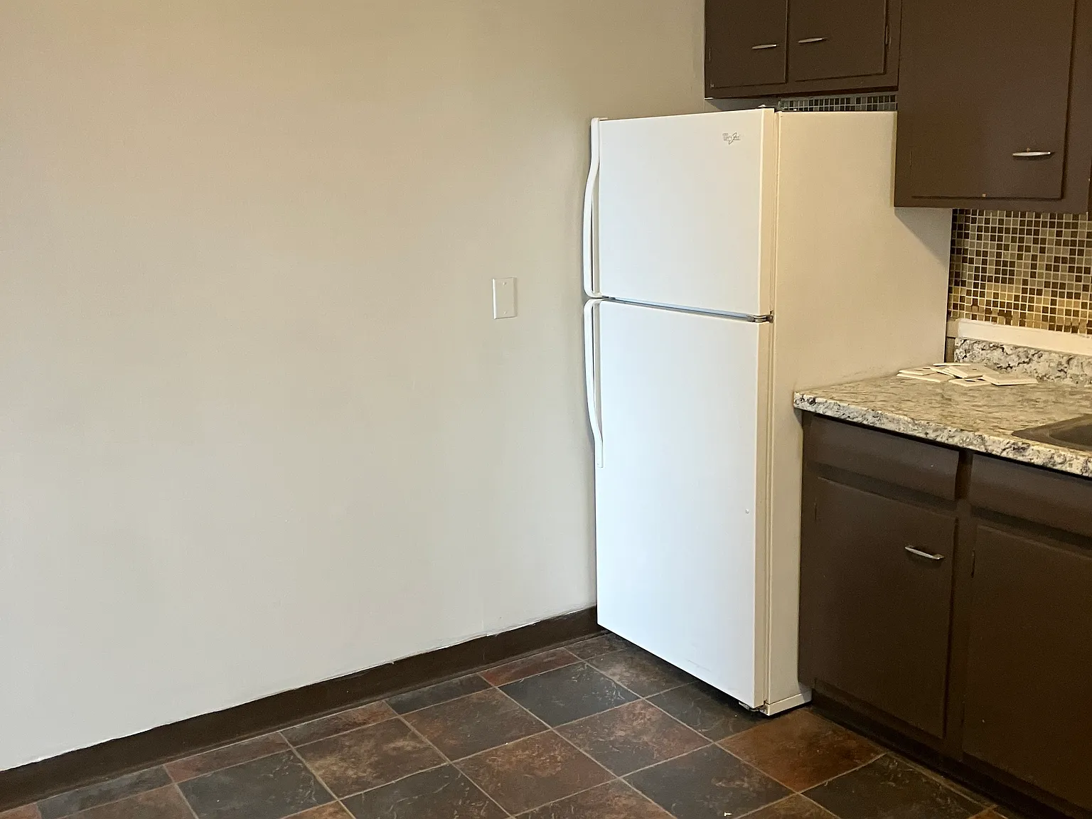 210 Polk St — Photo 3