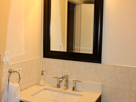 5th image of 5164 Palomar Cres