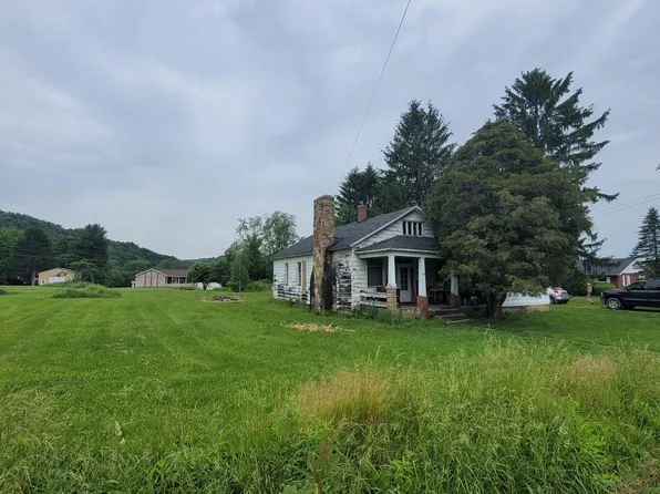 1599 Union St, Coalport, PA 16627