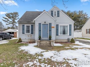 55 E 35th St, Holland, MI 49423