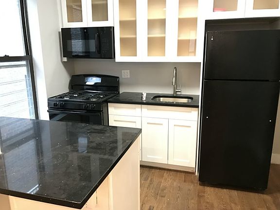 5th image of 373 Ocean Ave APT C4