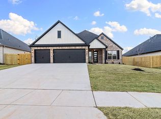 1510 Lookout Ln, Cave Springs, AR 72718