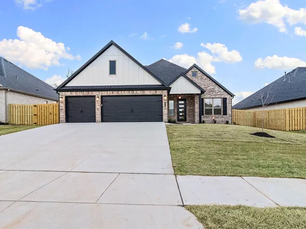 1510 Lookout Ln, Cave Springs, AR 72718
