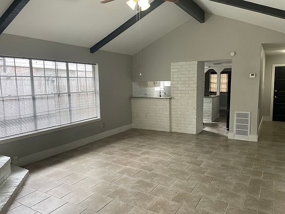 3rd image of 7214 Shady Arbor Ln