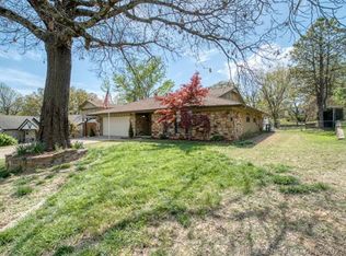 1200 E 9th St, Sand Springs, OK 74063