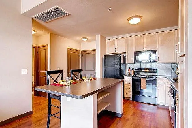 Evans Station Lofts | Denver Apartments