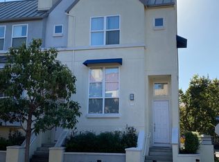 201 Village Ln, Foster City, CA 94404