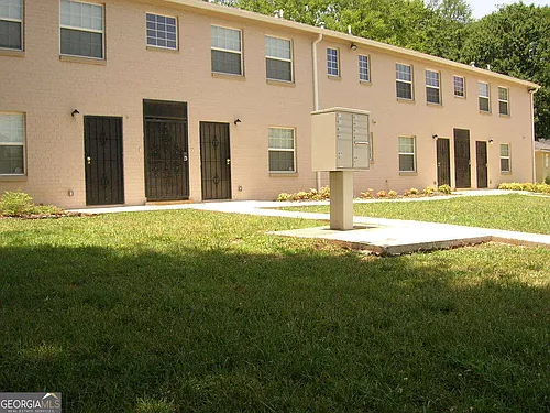 260 Elm St NW #1 Photo 1