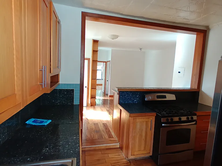 1183 Bedford Ave #2 — Photo 16