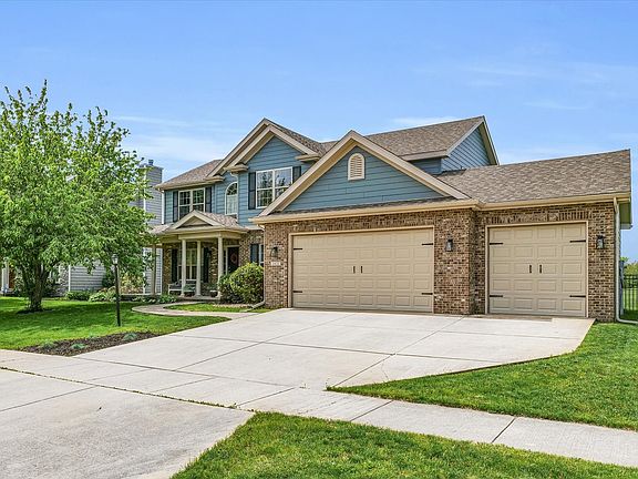 2nd image of 2421 Stricker Ln