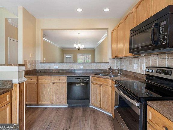 5th image of 1929 Hoods Fort Cir NW Unit 28