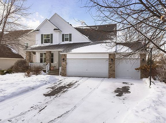 2nd image of 11052 Nassau Cir NE