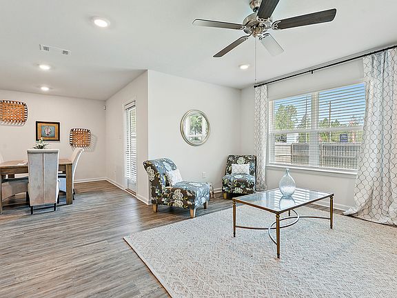 3rd image of 7506 Emerald Cir #7506
