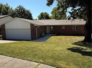 2201 W Packard St, Decatur, IL 62522