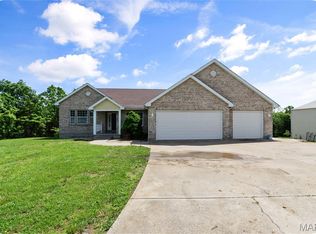 122 Morgan Lake Rd, De Soto, MO 63020