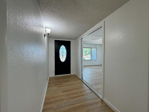 4th image of 2096 E Sierra Ave