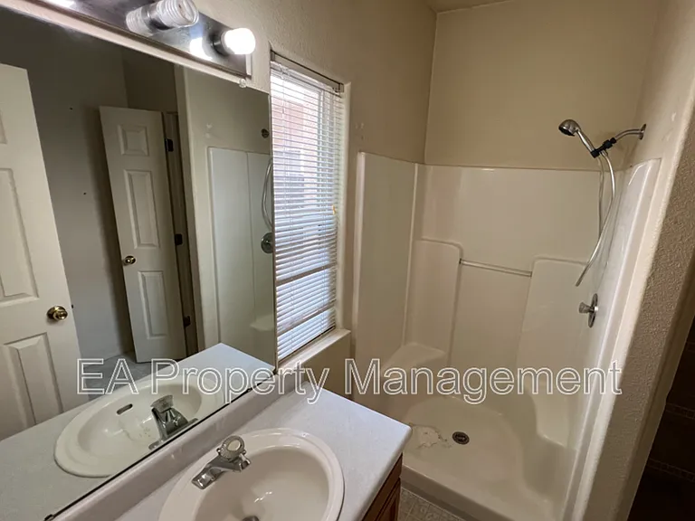 10316 Gutierrez Rd NE — Photo 19