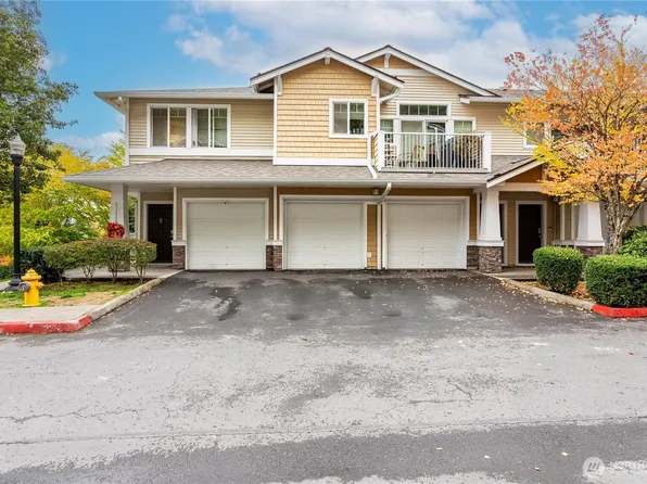 21240 40th Place S Unit B, SeaTac, WA 98198
