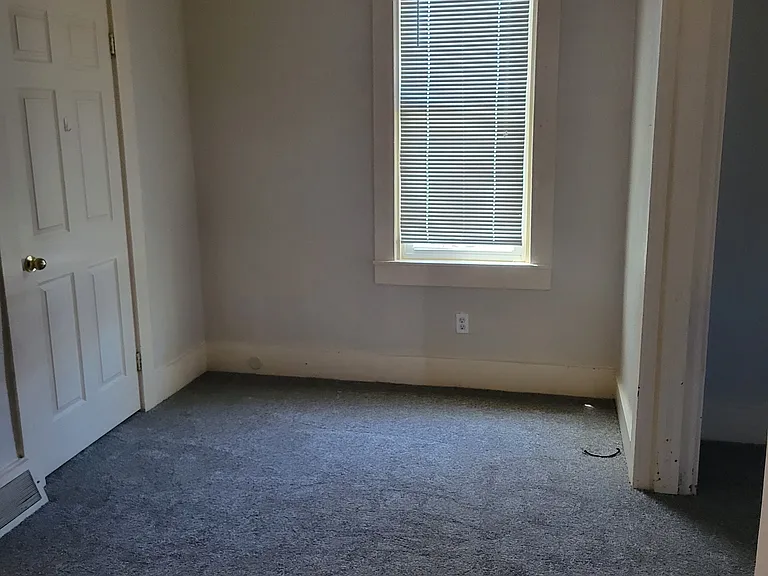 1022 Garfield Ave — Photo 9